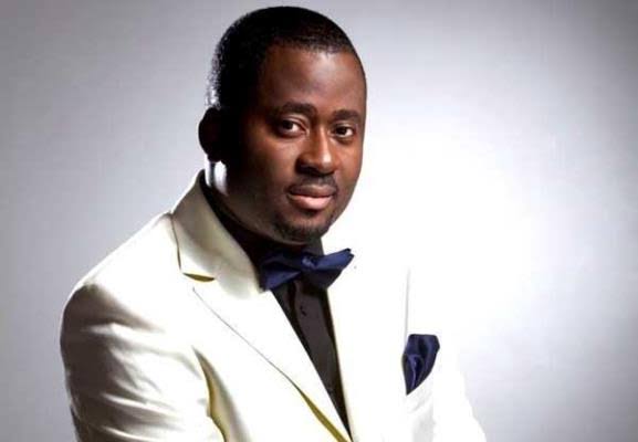 Desmond Elliot Biography